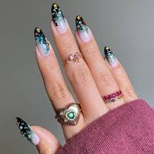 green French tip nails
